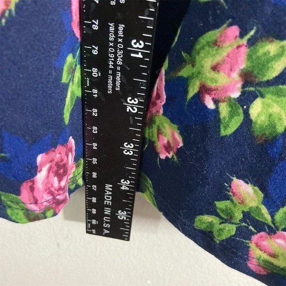Joe Boxer Floral Shift Dress Womens Medium Navy Blue Good Mock Neck Keyhole Rose - Picture 3 of 7